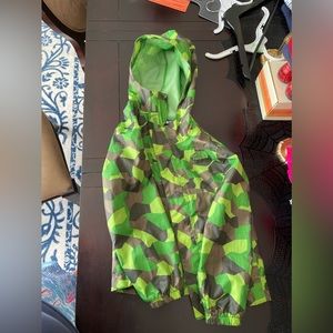 Boys XS- Size 6 North Face Rain Jacket